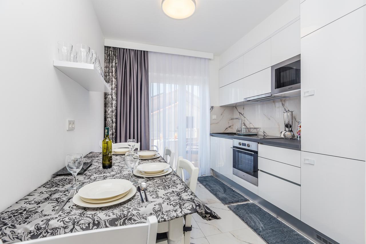 Two-Bedroom Apartment,644612883:JPEG